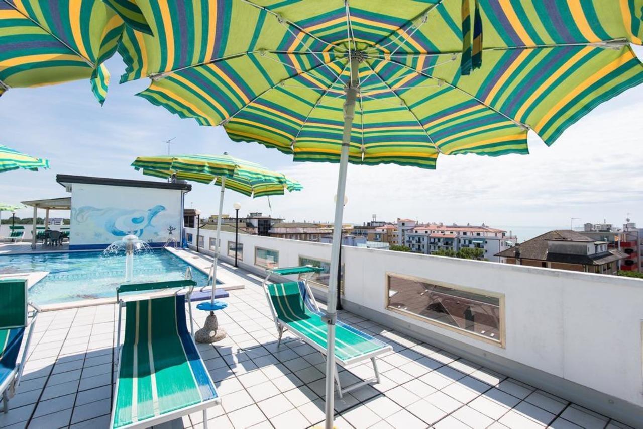 Hotel Christian Lido di Jesolo Esterno foto